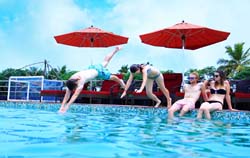 05-swimmingpool
